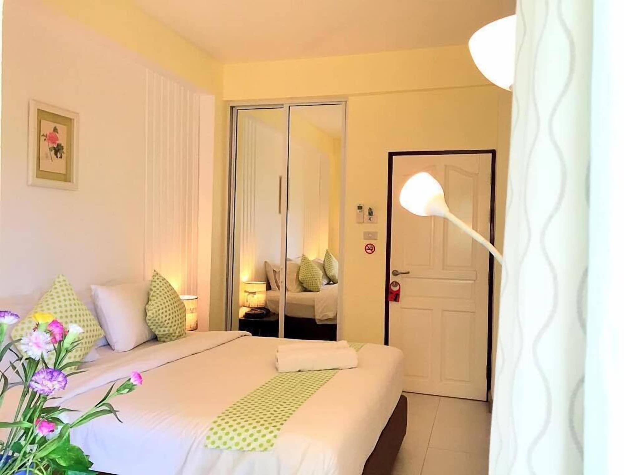 Pius Place Pattaya Luaran gambar