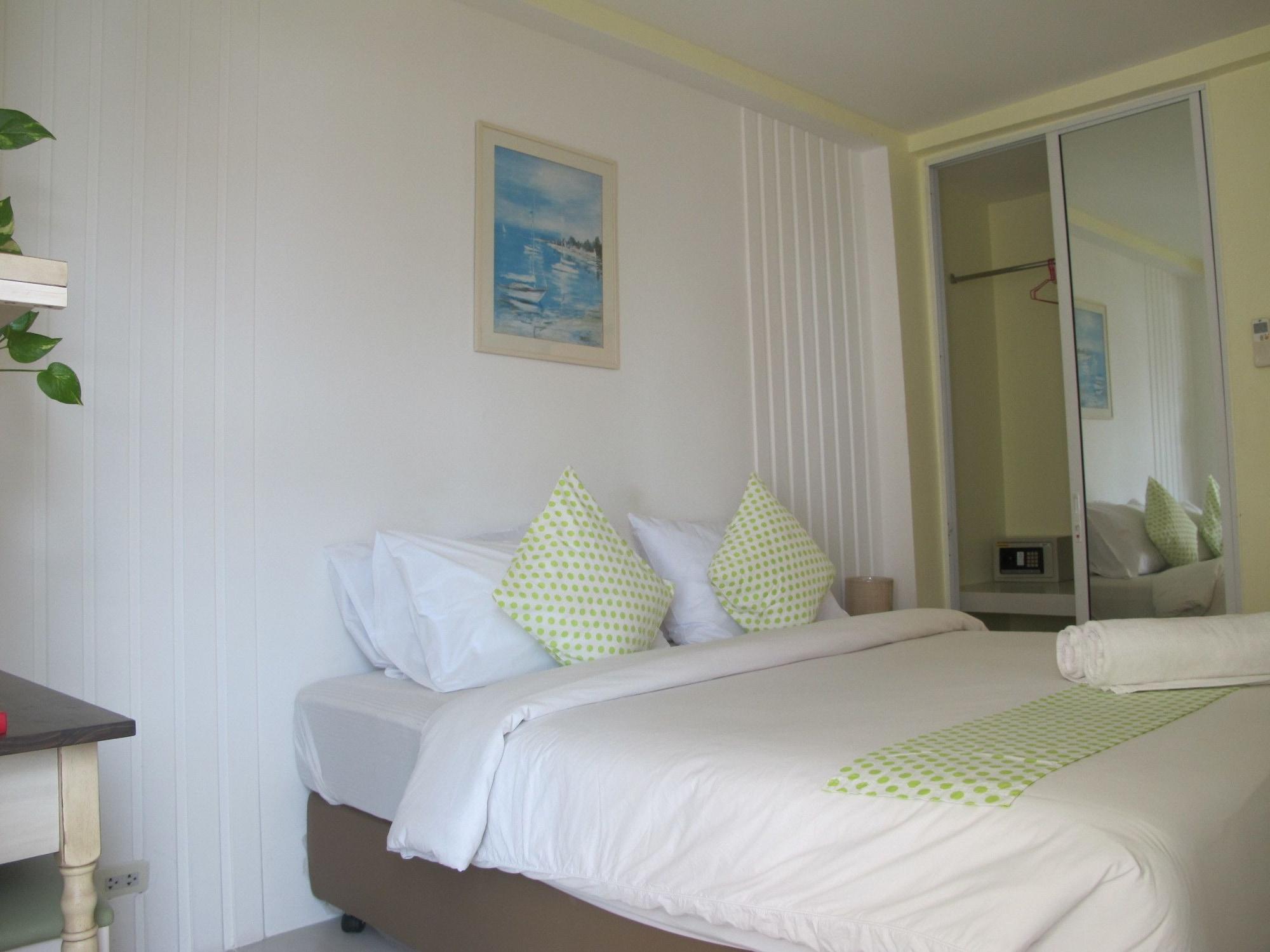 Pius Place Pattaya Luaran gambar