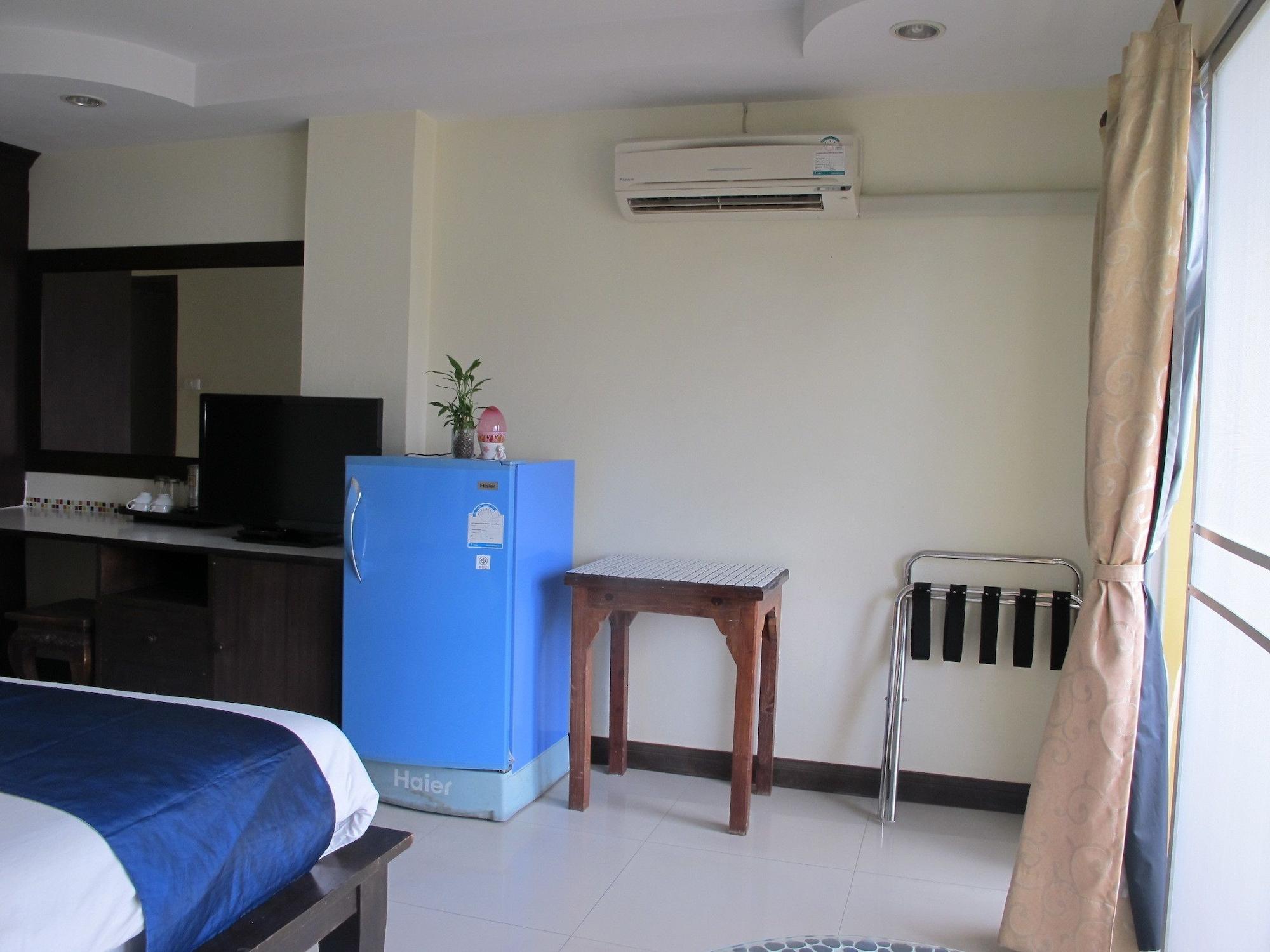 Pius Place Pattaya Luaran gambar